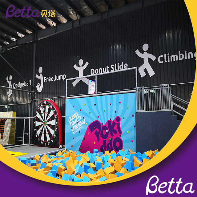Parque de trampolines de 3000 m2, parque infantil interior a la venta, s&uacute;per tobog&aacute;n, juego de salto libre interior, Dodgeball Arena comercial