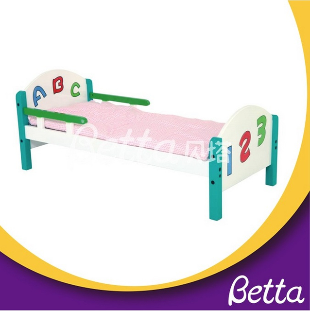 سرير رياض الأطفال المتين من Bettaplay 