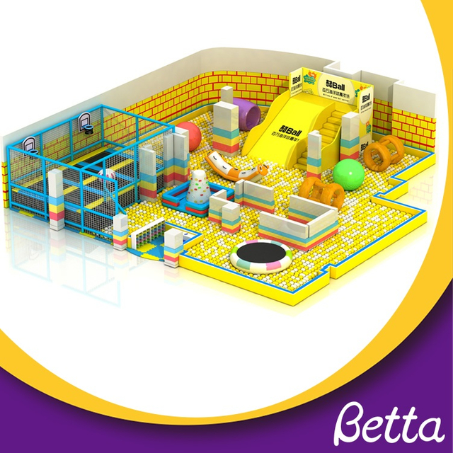 ملعب داخلي للأطفال حاصل على شهادة Bettaplay للبيع 