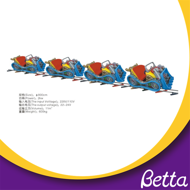 Los ni&ntilde;os de Bettaplay utilizaron el paseo el&eacute;ctrico de la diversi&oacute;n en el tren el&eacute;ctrico de las atracciones de las diversiones en venta