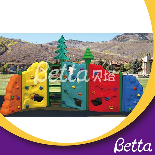 Muro de escalada mecedora Bettaplay para ni&ntilde;os encantadores