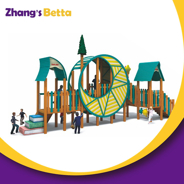 Bettaplay Outdoor Playground Custom Made مع شريحة