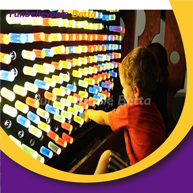 Bettaplay Kindergarten Game de pared de Rainbow de alta calidad Juego interactivo Interactivo Interactive Rainbow Bar Wall