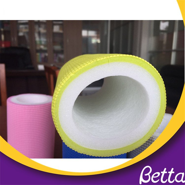 Tubo de espuma EPE redondo suave Bettaplay para parques infantiles