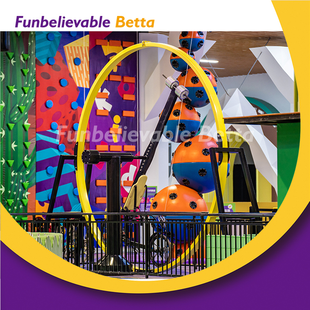 Bettaplay 360 Bike Shopping Mall Indoor Sport Park داخلي لعب ترامبولين احترافي داخلي للبيع