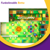 El equipo interior del patio del juego suave de los ni&ntilde;os embroma el patio interior
