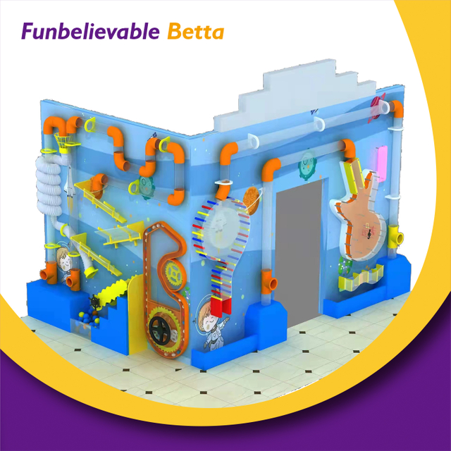 Bettaplay Interior Playground Interactive Science Wall Kids jugando muros de pelota