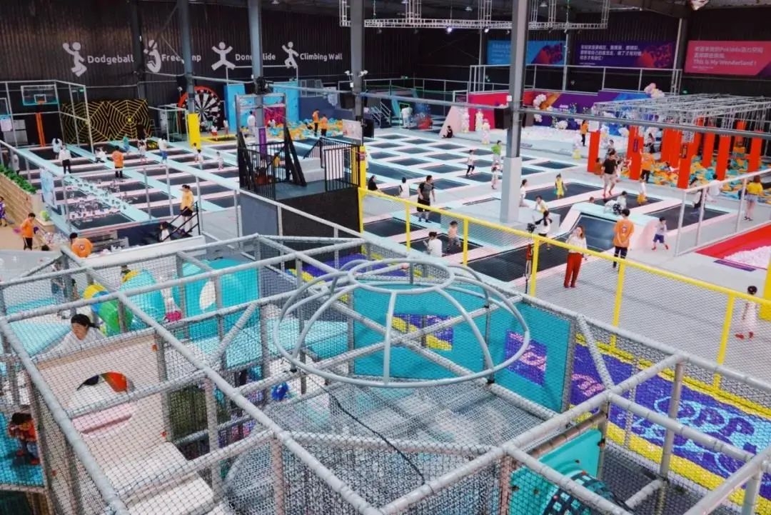 &iquest;C&oacute;mo deber&iacute;an los parques infantiles controlar los costos operativos?