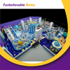 Equipamento de playground interno com tema azul claro personaliz&aacute;vel Bettaplay para shopping