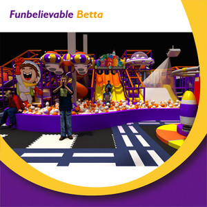 Bettaplay 437 SQM Naranja vibrante &Aacute;rea de juegos interior con tem&aacute;tica de astronauta Trampol&iacute;n Carrera de obst&aacute;culos ninja Aventura