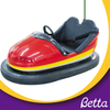 Coche de choque del parque de atracciones
