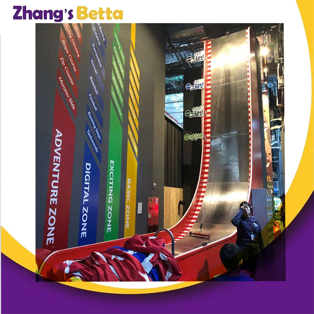 نعال الشرائح التجارية الكبيرة جدًا ومعدات الملاعب الداخلية