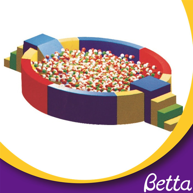 Крытая игровая площадка с мягкими играми, тренажерный зал, оборудование для бассейна с мячом 