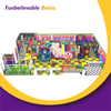 Bettaplay 330 SQM Interior Rojo Tema Energ&eacute;tico Parque Infantil Parque de Atracciones Muro de Escalada Piscina de Bolas Grande 