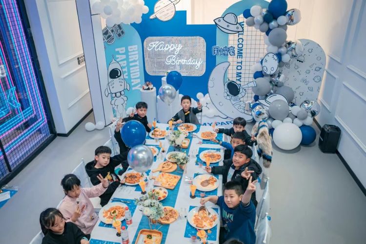 Indoor Playground Partyroom Reference——Wuyue AP Sports Indoor Playground