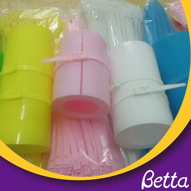 Bettaplay Самоблокирующиеся нейлоновые кабельные стяжки для электропроводки