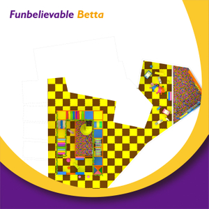 Bettaplay للأطفال والأطفال الصغار قلعة شقية ملونة 8.6*6 م ملعب صغير معدات داخلية ملعب لعب لين للبيع