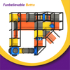 Parque de atracciones interior Bettaplay de 255 m&sup2; con dise&ntilde;o de estructura de marco de doble capa, gran piscina de bolas trepadora para un juego seguro