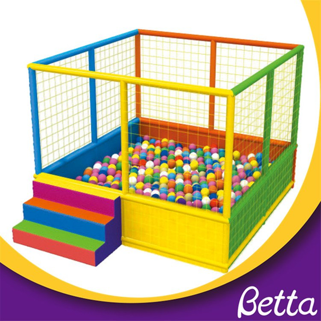 Venta caliente ni&ntilde;os saltando trampol&iacute;n en venta peque&ntilde;o parque de trampolines saltando 