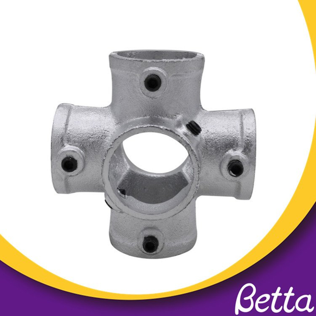 Instalaci&oacute;n de tuber&iacute;as d&uacute;ctiles del hierro maleable del tubo galvanizado para el parque de atracciones