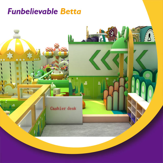 Bettaplay Instalaciones de entretenimiento interiores estilo aventura forestal de 260 m&sup2; dise&ntilde;adas con elementos de insectos y animales para una gran diversi&oacute;n