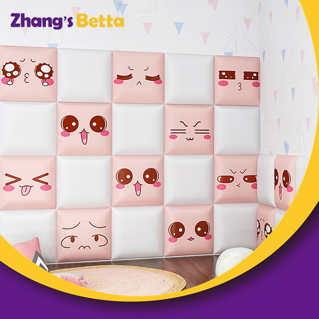 مصد سرير أطفال مبطن مطبوع من وول هاوس 