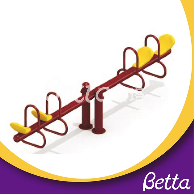 Bettaplay متأرجحة معدنية عالية الجودة في الهواء الطلق