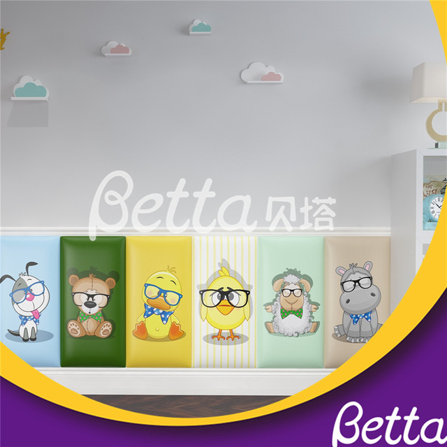 Bettaplay Acolchado de pared hecho a medida