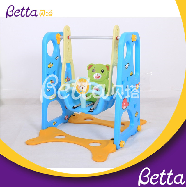 Interesantes juegos de columpios de pl&aacute;stico peque&ntilde;os para guarder&iacute;a interior