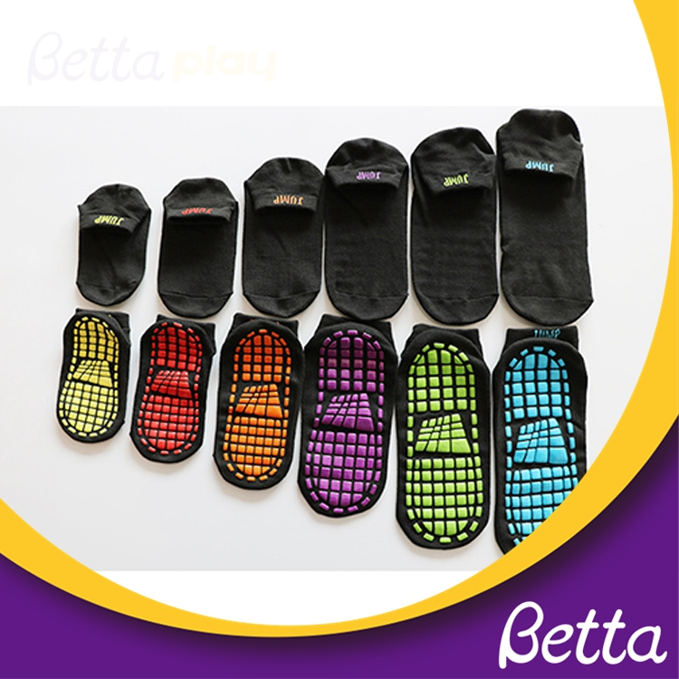 High Quality Polyester Anti-skid Socks with Grip,Kid Custom Grip Socks Trampoline Sock 