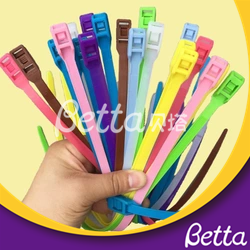 Bettaplay Secure - Brida de nailon resistente para patio de juegos interior