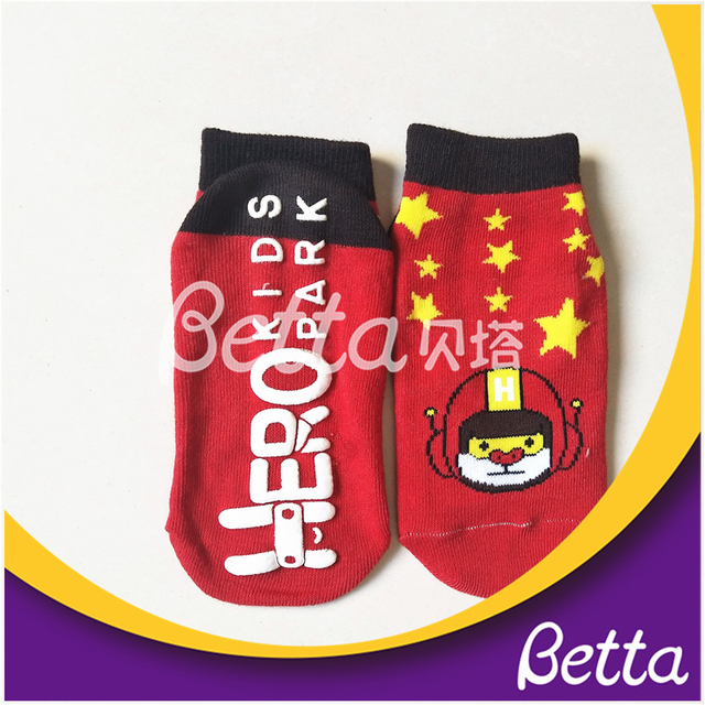 جوارب Bettaplay/عالية الجودة للترامبولين للأطفال والكبار 