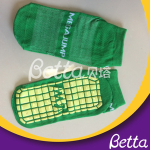 2019 High Quality Polyester Anti-skid Trampoline Socks with Grip