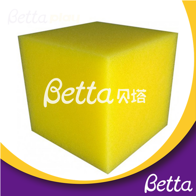 Пенопластовое покрытие Bettaplay Cube и пенопластовый куб для игровой площадки в помещении