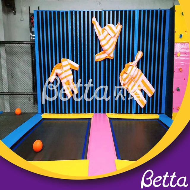  تسلق جدار العنكبوت جدار لينة رغوة الكرة الترامبولين بارك