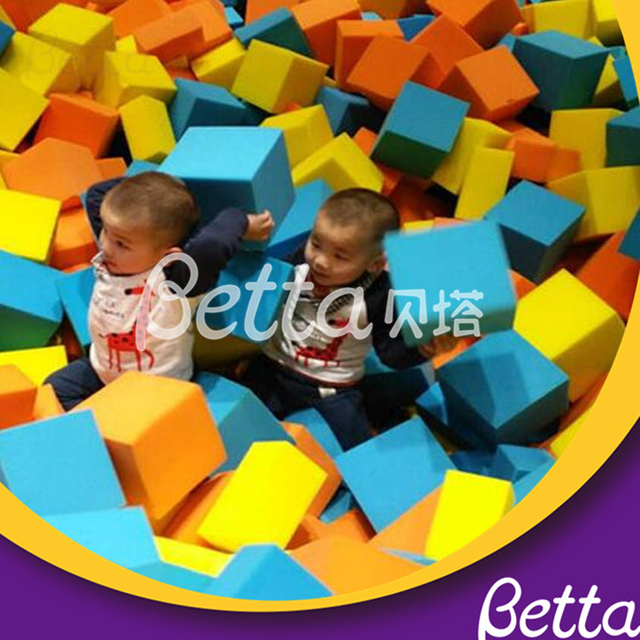 Bettaplay Foam Pit para parque de trampolines