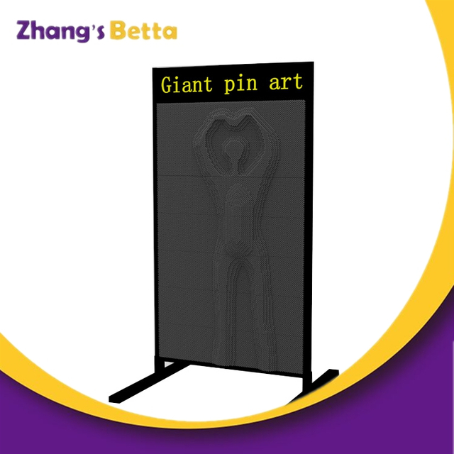 Escultura art&iacute;stica de pin 3D, juguete de mano de impresi&oacute;n de pin extra grande en pantalla de pin verde, pared de pin 